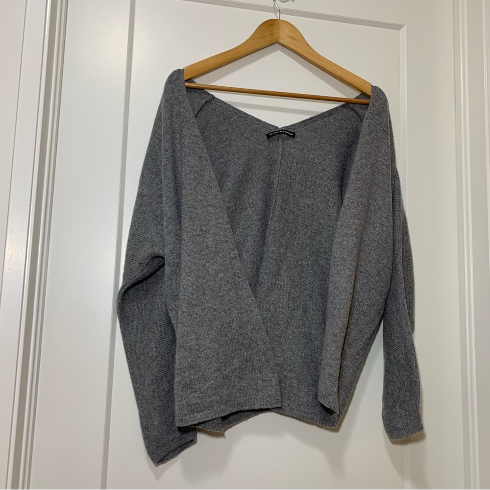 BRANDY MELVILLE - Shrug Cardigan - Knit - Grey - Women’s O/S